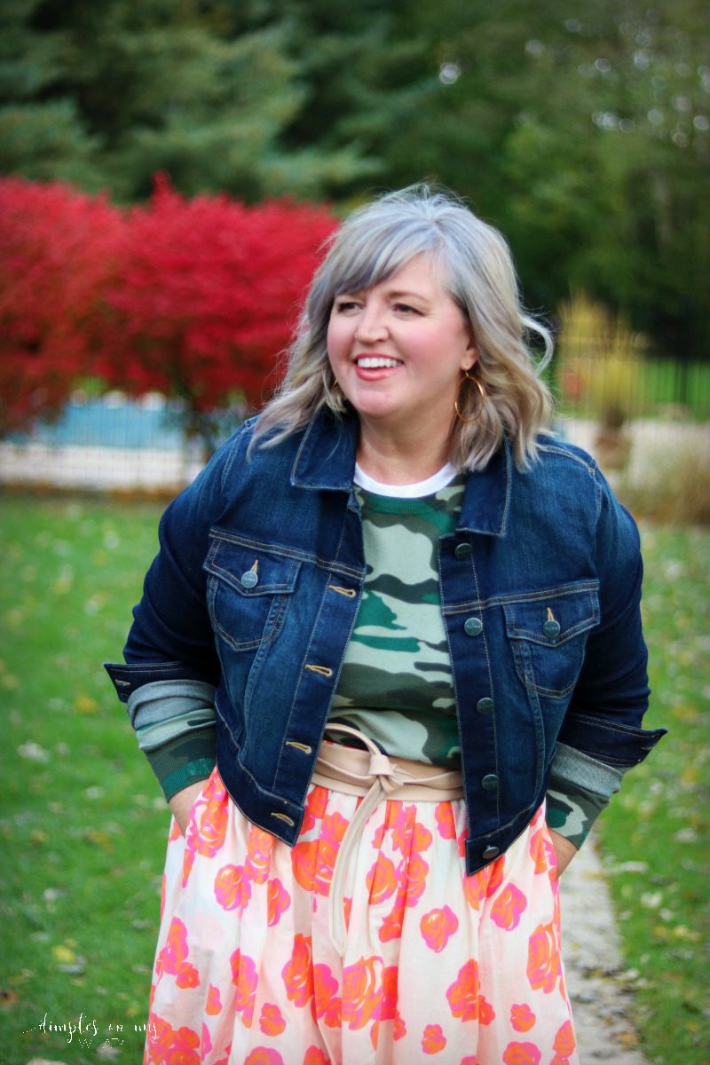 Camo and floral print mix  ||  Fashion over 40  ||  Plus Size Fashion