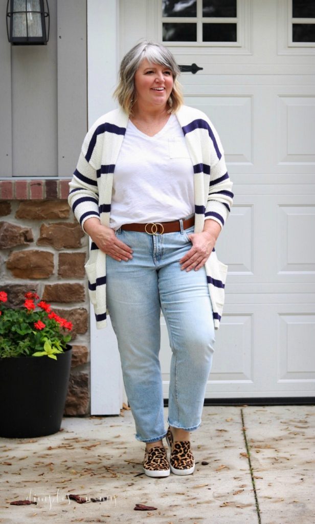 Plus Size Fashion Tips} Quick tricks to wearing belts - The Pretty