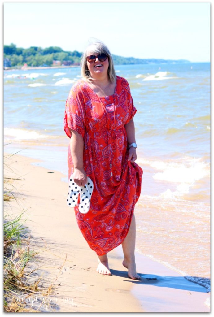 Maxi dress for the beach  ||  Plus size fashion  ||  Summer Fashion for curvy women ||  Catherines Plus Size Maxi Dress