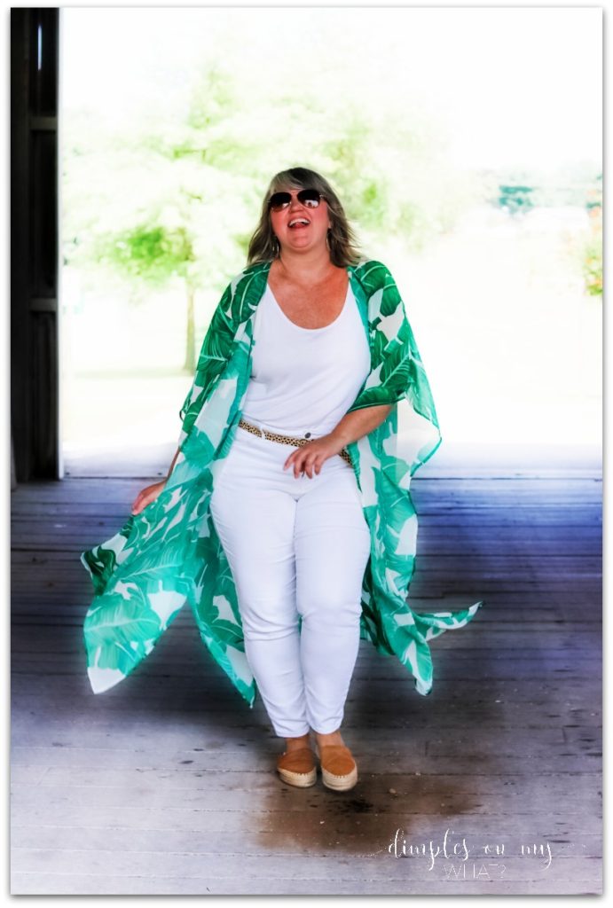 How to let a statement fashion pieces make the biggest statement || full figure fashion || plus size fashion || kimono style || palm print kimono over white tank and white jeans || ageless style || fashion for women over 50