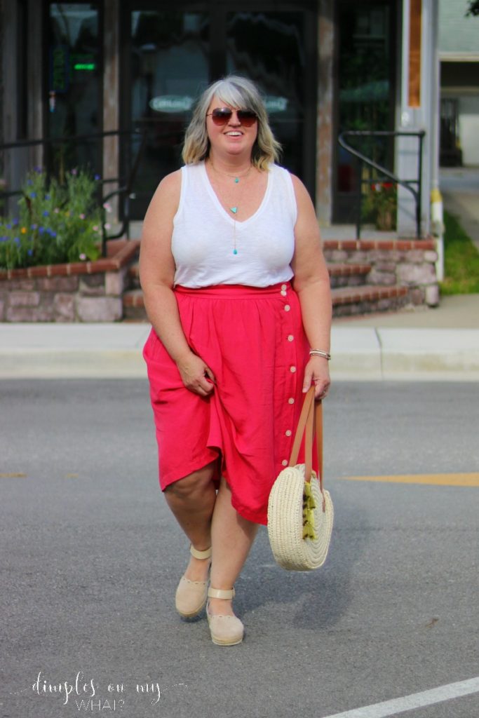 Effortless Summer Fashion 2019  ||  Ageless Style Linkup  ||  Ageless Style  ||  Plus size fashion  ||  Fashion for Curvy Women  ||  Fashion for women over 50 ||  #fashionforwomenover50 #redskirtoutfitideas #summerfashion2019 #plussizefashion 