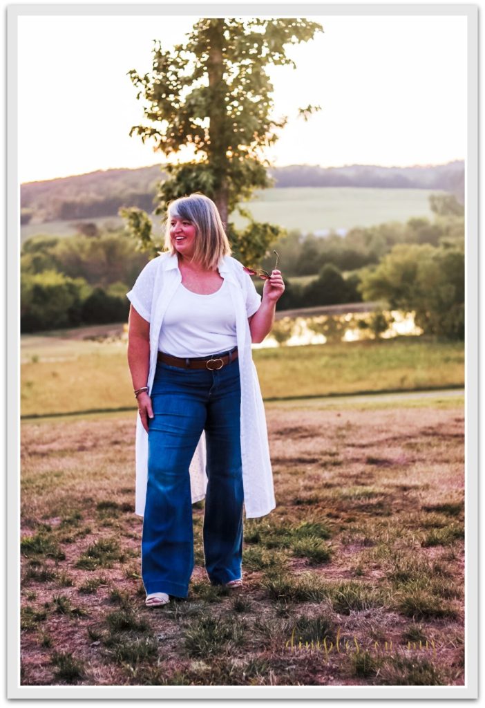 HOW TO WEAR WIDE-LEG PANTS WITH SNEAKERS FOR PLUS-SIZE WOMEN OVER 50 -  dimplesonmywhat