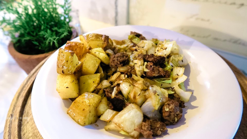 Meals under $2 per serving  ||  feed a family of 4 for under $10  || Rustic rye cabbage hash  ||  inexpensive meals