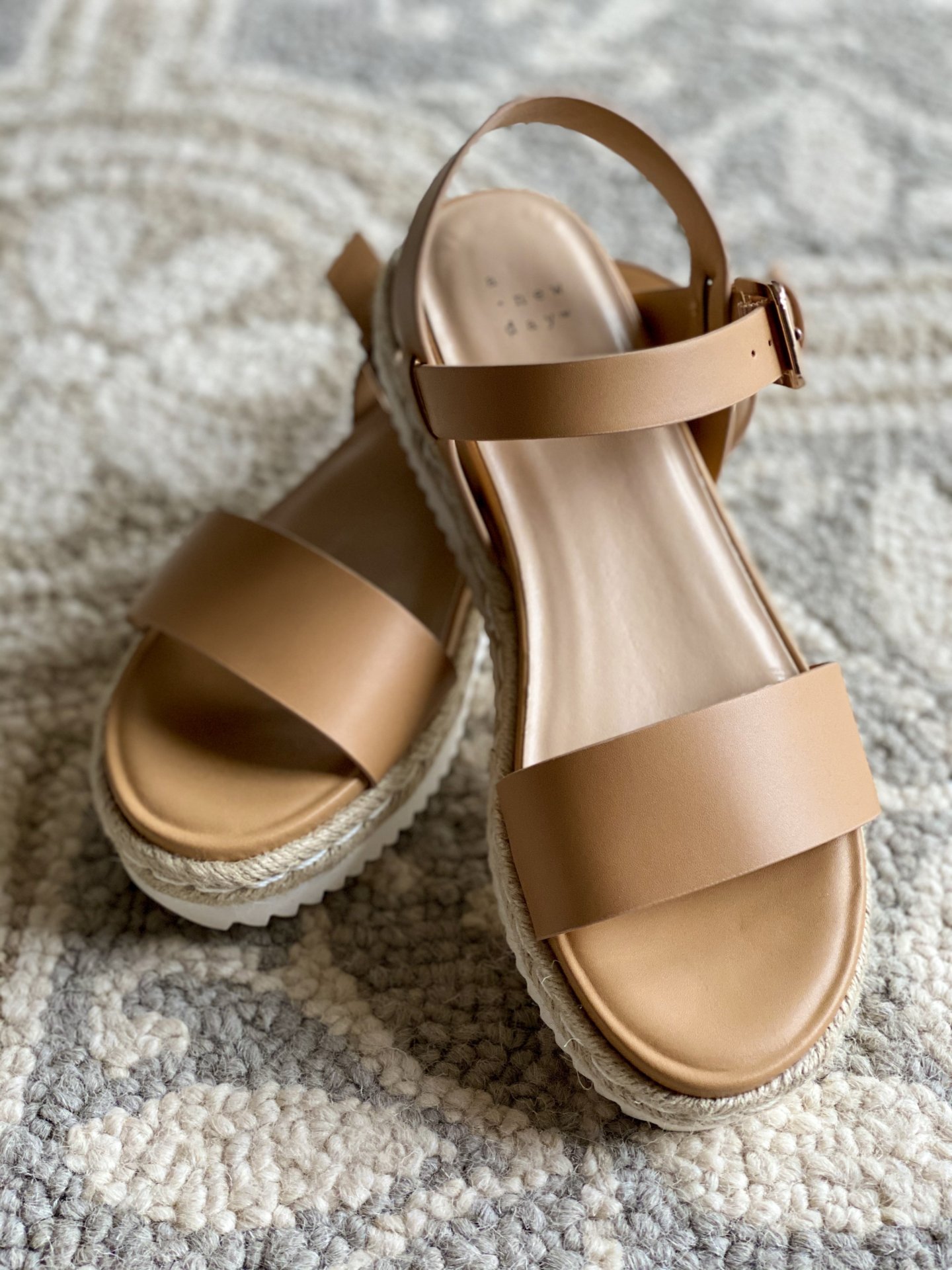 Target sandals  ||  Sandal season 2020  ||  Nail salon safety tips you need to know