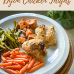 A healthy weeknight family dinner that's the perfect fall recipe || Sheet pan meals