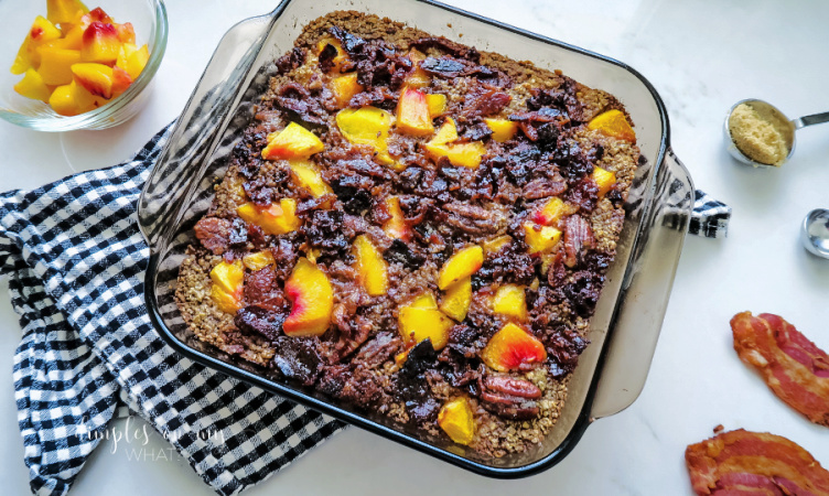 This Peach Baked Oatmeal combines tart peaches with sugar sweetened bacon for a unique twist on a brunch favorite.   #bakedoatmeal #peachbakedoatmeal #brunchrecipes #sweetandsavoryrecipes #breakfast #healthybreakfast