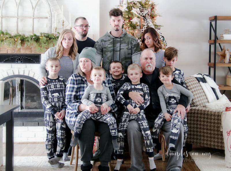 Alternative ideas for matching family christmas pajamas will still help you create the cutest family christmas pictures.  #christmaspajamas #matchingchristmaspj's #matchingchristmaspajamas