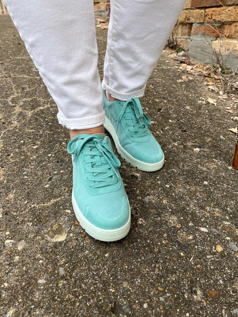 How to Style Turquoise Sneakers 8 Ways dimplesonmywhat